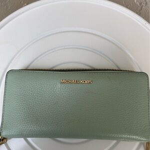 Michael Kors Jet Set Travel large continental wallet Pale Jade